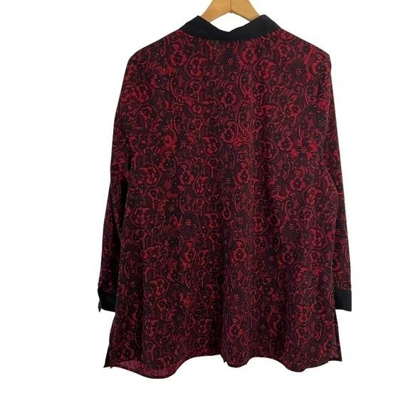 Catherines Floral Button Up Shirt 1X Black and Red Roll Tab Sleeves Lightweight - Picture 2 of 5